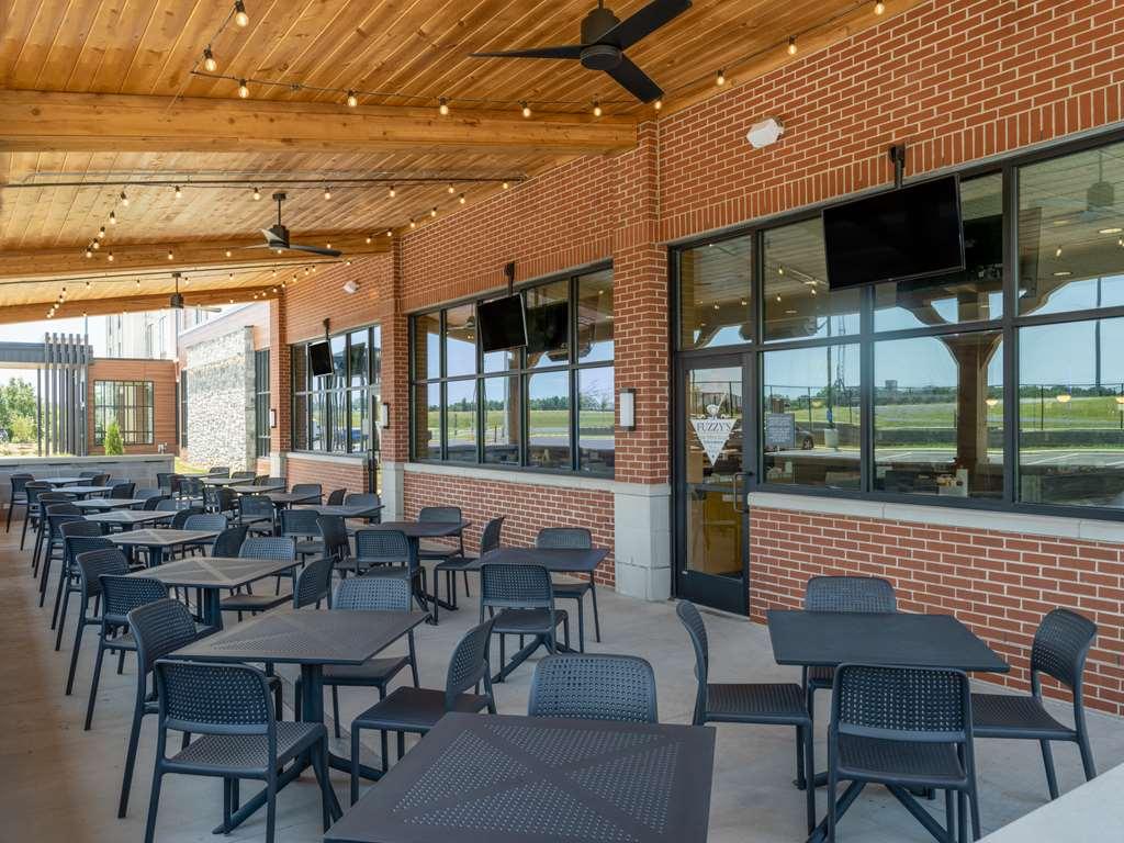 Hilton Garden Inn Jeffersonville Louisville North Restaurant photo