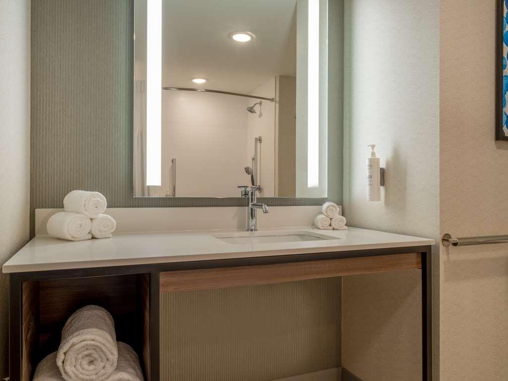 Hilton Garden Inn Jeffersonville Louisville North Exterior photo